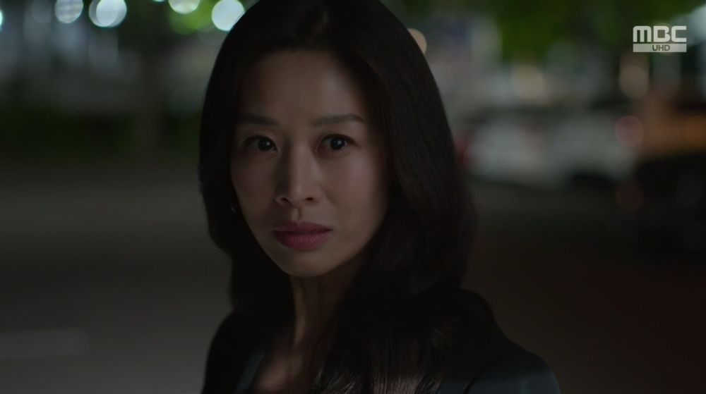태양을 삼킨 여자